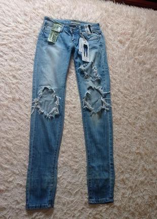Нові джинси р.42