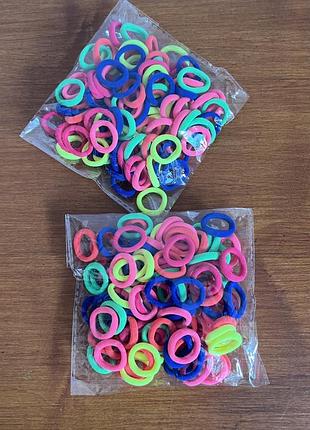 Резинки для волосся