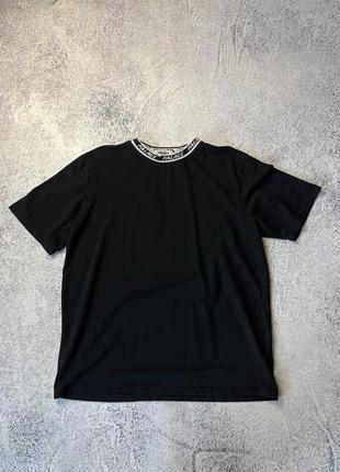 Футболка palace