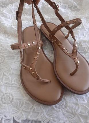 Шкіряні босоніжки розмір 35 устілка 22,5 см2 фото