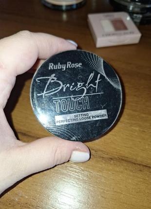 Рассыпчатая пудра ruby rose bright touch,4 banana