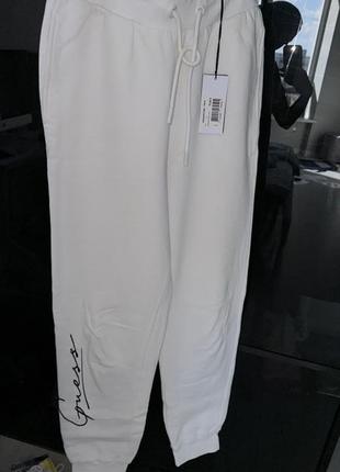 Guess брюки оригинальные брендовые брюки джоггеры белые3 фото