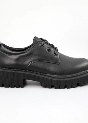 Стильные осенние женские туфли черные кожаные на массивной грубой подошве, кожа, женская обувь весна-осень