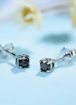 Срібні сережки з чорними діамантами муассанітами1 фото