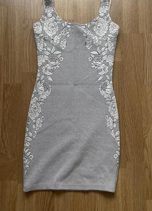 Короткое летнее платье bershka / сукни короткие летние