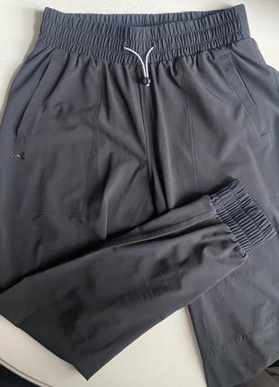 Спортивные штаны