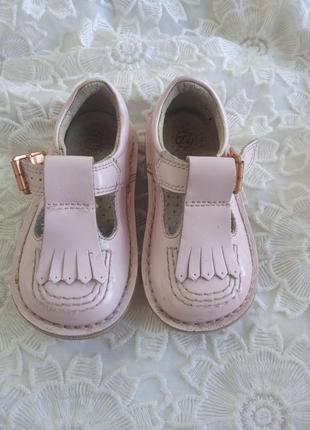 Дитячі туфлі рожеві для дівчинки розмір 22 устілка 13,5 см