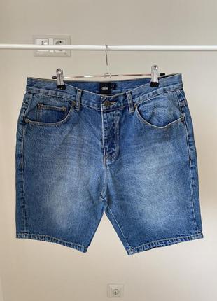 Шорти