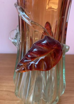 Ваза. кольорове скло.