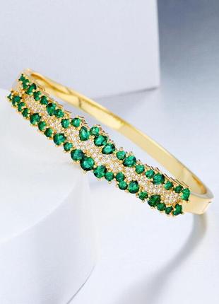 Браслет золотого цвета, с цирконием