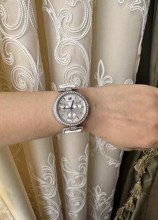 Часы swarovski