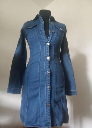 Стрейчева джинсова сукня на гудзиках / денім