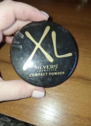Revers compact powder