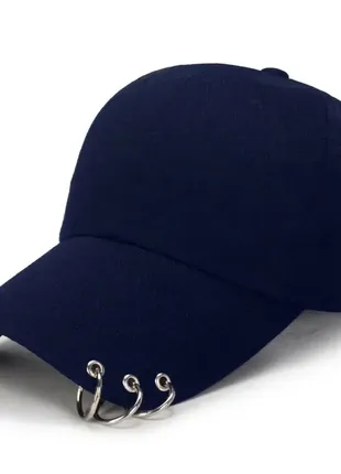 Кепка / бейсболка з пірсингом (кільцями)