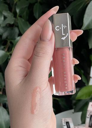 Блеск для губ Fenty beauty gloss bomb stix high-shine gloss stick universal lip luminizer (candy soda 11) 9 ml