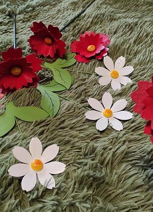 Декор маки та ромашки з дерева