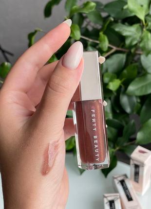 Блеск для губ Fenty beauty gloss bomb stix high-shine gloss stick universal lip luminizer (hot chocolit 05) 9 ml