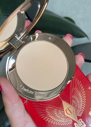 Пудра charlotte tilbury airbrush brightening flawless finish (2 medium) 8 g