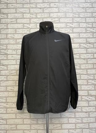 Вітровка nike