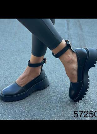 Туфли женские из натуральной черной кожи 57250