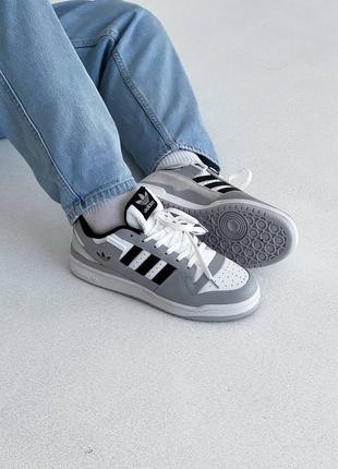 Чоловічі кросівки adidas forum white logo2 фото