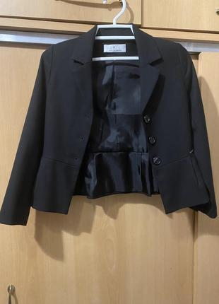 Піджак на дівчинку