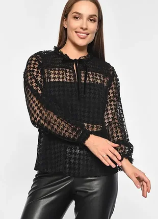 Блуза-сеточка с принтом гусиная лапка