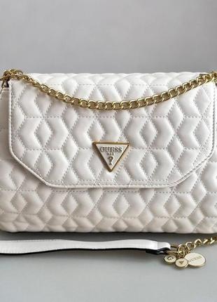 Женская сумка guess белая мини сумка с цепочкой качественная маленькая сумочка гесс