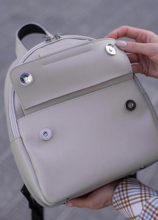 Димчатий (темний беж) — якісний фабричний рюкзак із металевою фурнітурою, з кишенею спереду (луцк, 779)4 фото