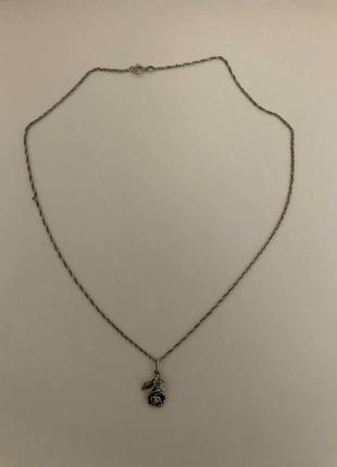 Серебряная цепочка с кулончиком