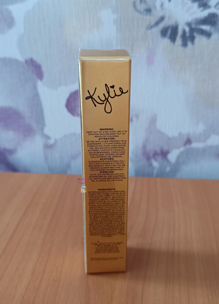 Консилер бронзатор kylie 2in1 stick concealer and bronzing кайлі 2 в 13 фото