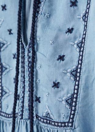 Джинсовое платье вышиванка туника с вышивкой в этно-бохо стиле из лиоцелла h & m6 фото