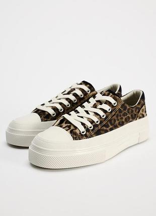 Кеди zara