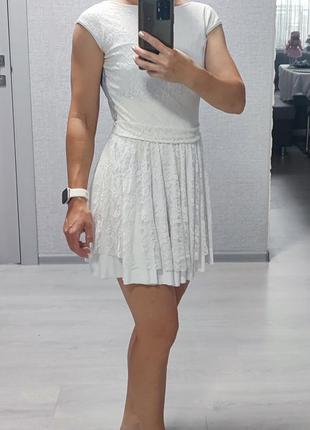 Літня біла сукня з мережива, р. s
