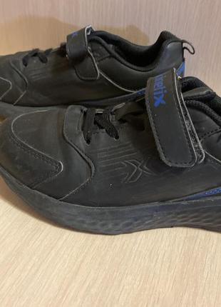 Кросівки 34 розмір