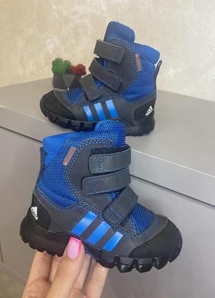 Чобітки adidas 22 р оригінал