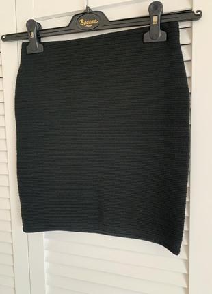 Черная юбка bershka