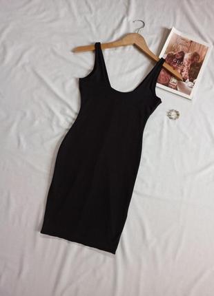 Чорна сукня міні по фігурі1 фото