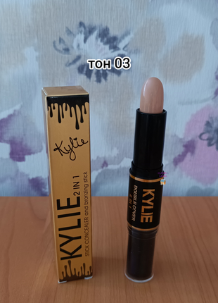 Консилер бронзатор kylie 2in1 stick concealer and bronzing кайлі 2 в 12 фото