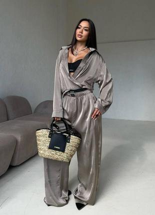 Костюм брючный в стиле balenciaga