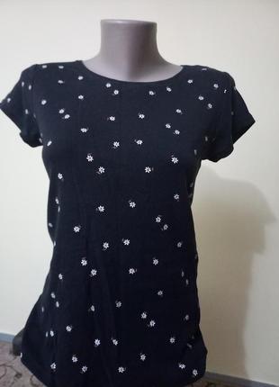 Футболка жіноча