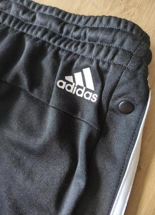 Женские спортивные штаны  на клепках adidas, оригинал. размер s- m5 фото