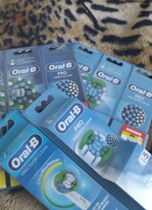 Насадки до щітки oral -b1 фото