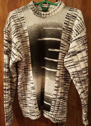 Светр теплий білий з чорним розмір 46-48