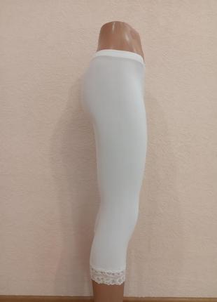 Білі  жіночі легінси з мереживними манжетами,з штучної тканини, розмір м4 фото