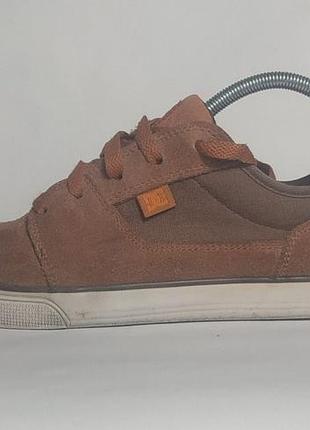 Женские кожаные кеды dc shoes tonik
