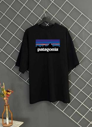 Футболка с принтом patagonia черная