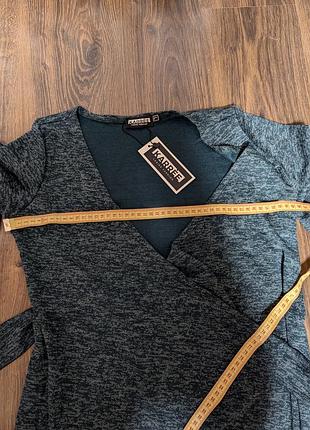 Плаття на запах довге