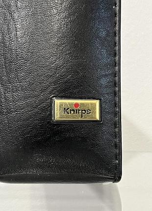 Чохол зі штучної шкіри