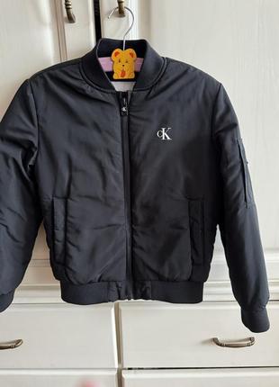 Курточка calvin klein 128